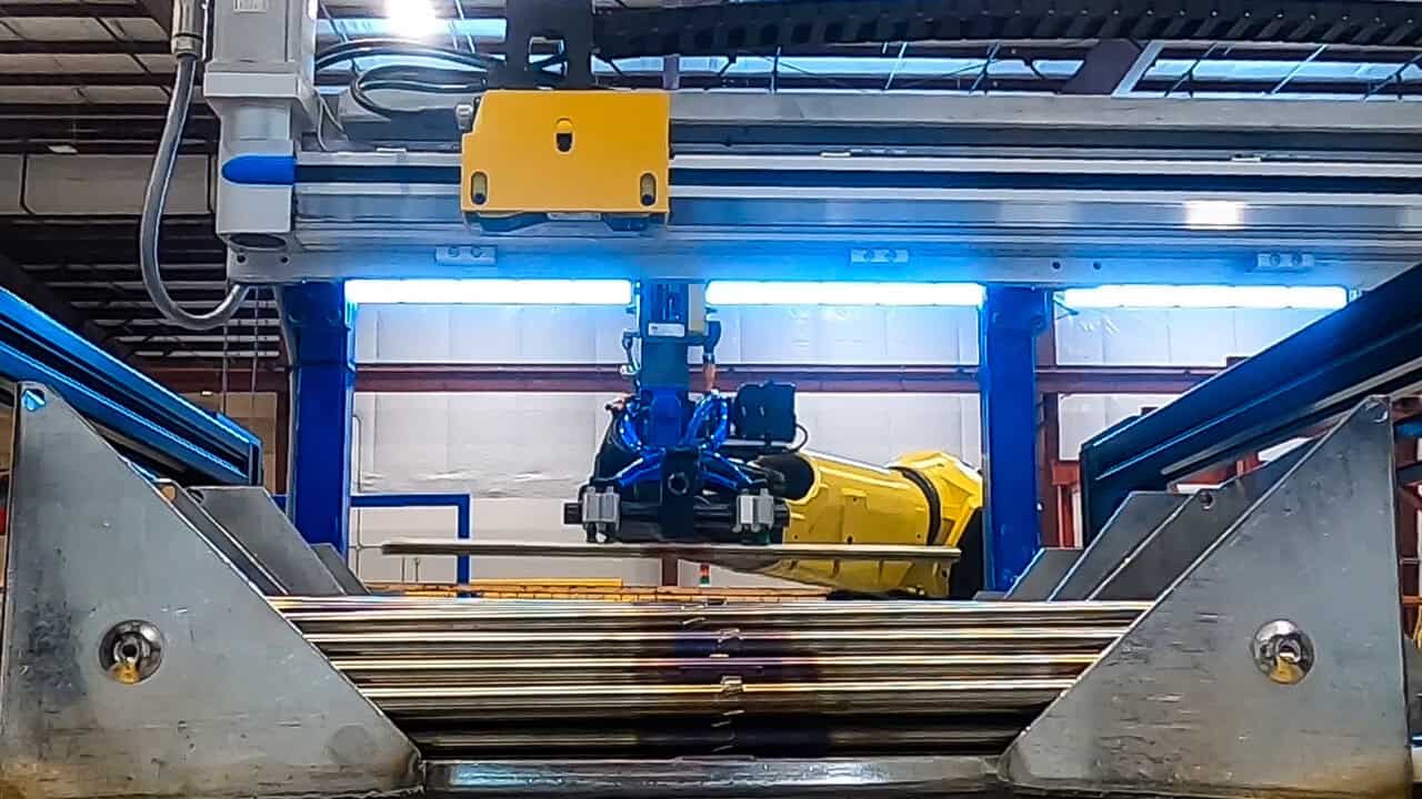 3D vision-guided robot picking parts from a bin in production